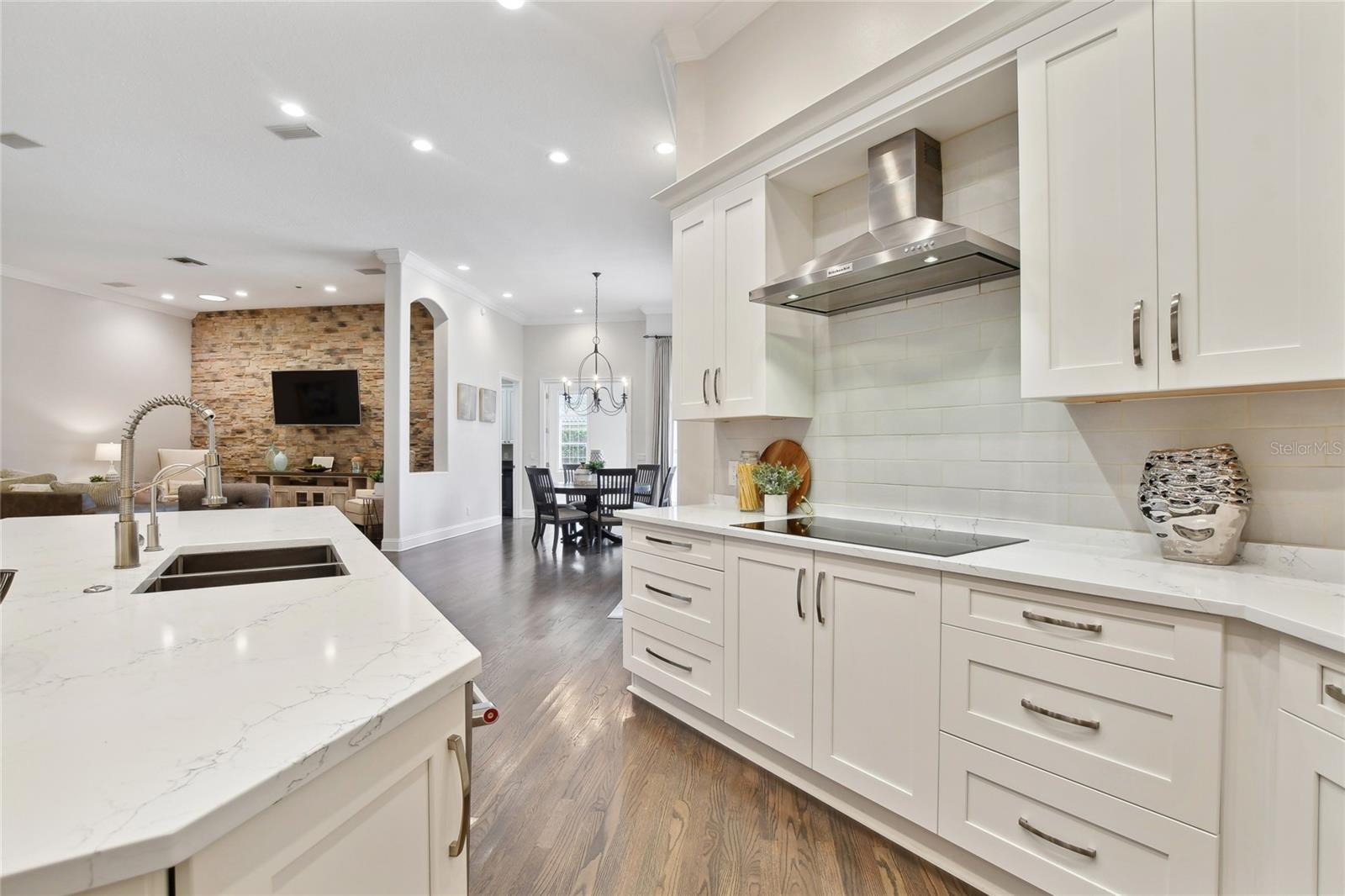 AVILA UNIT 4 - Residential