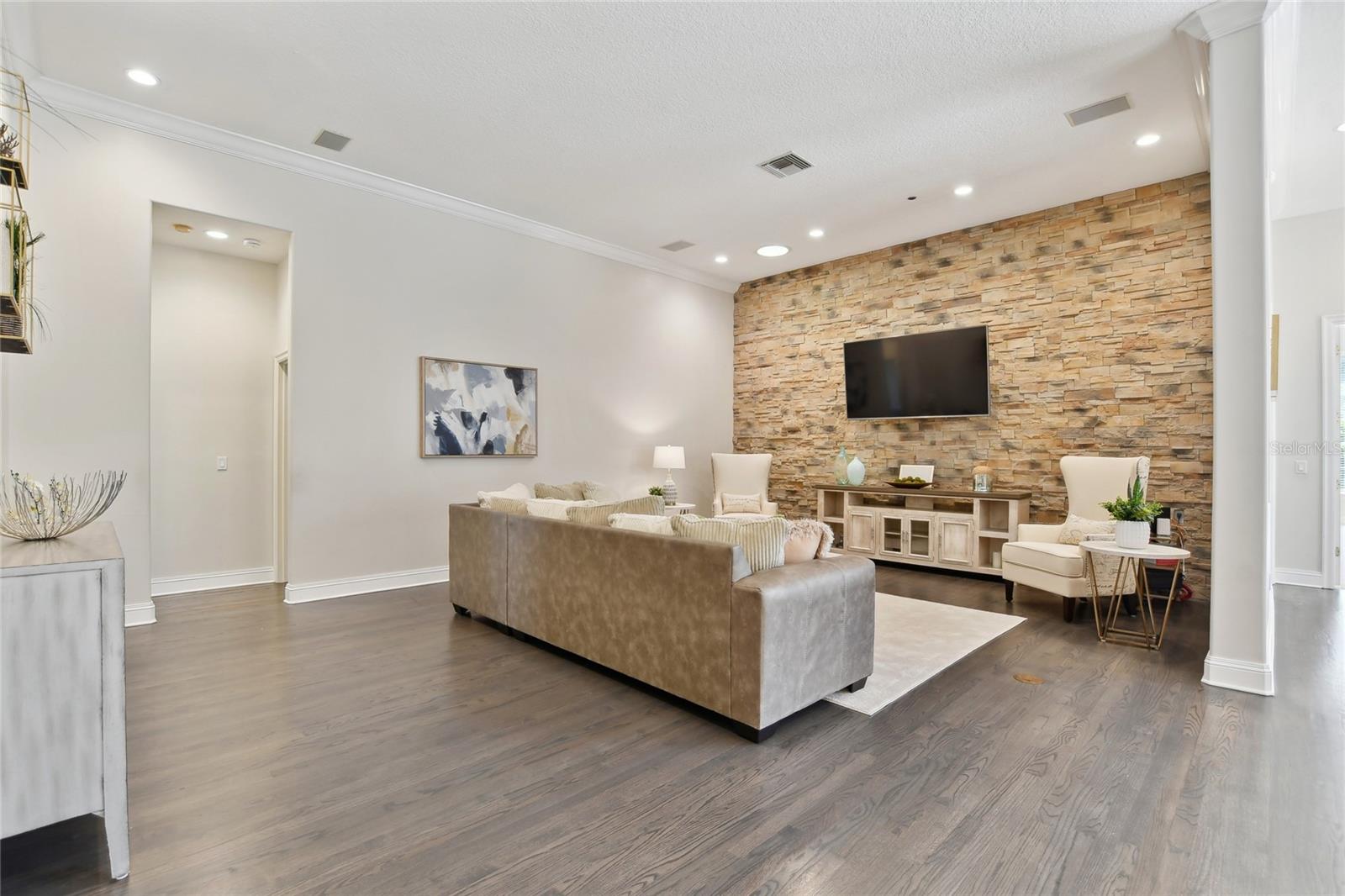 AVILA UNIT 4 - Residential