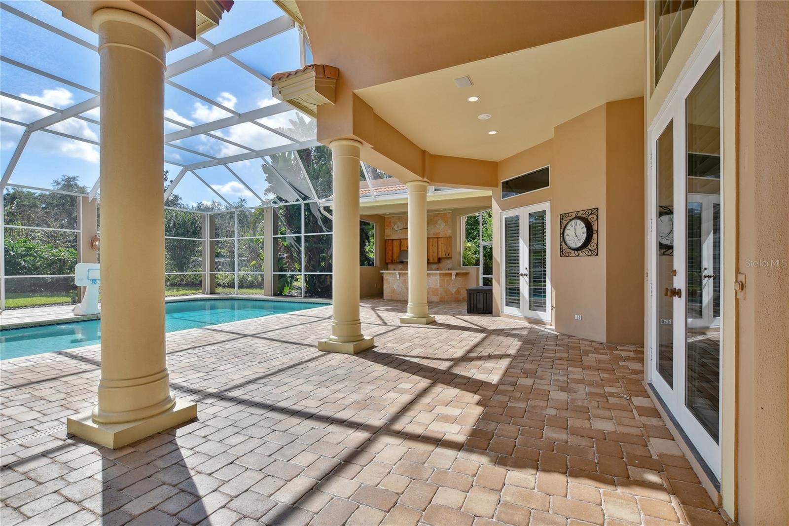 AVILA UNIT 4 - Residential