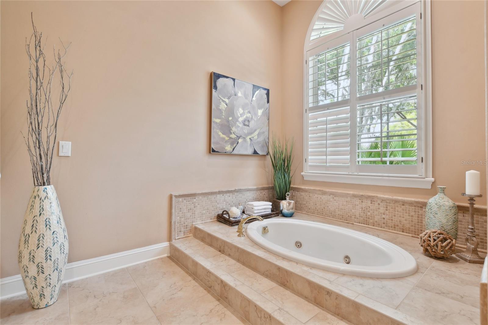 AVILA UNIT 4 - Residential