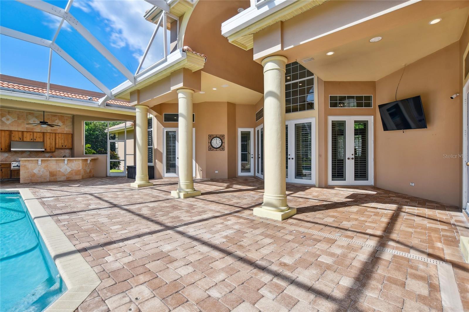 AVILA UNIT 4 - Residential