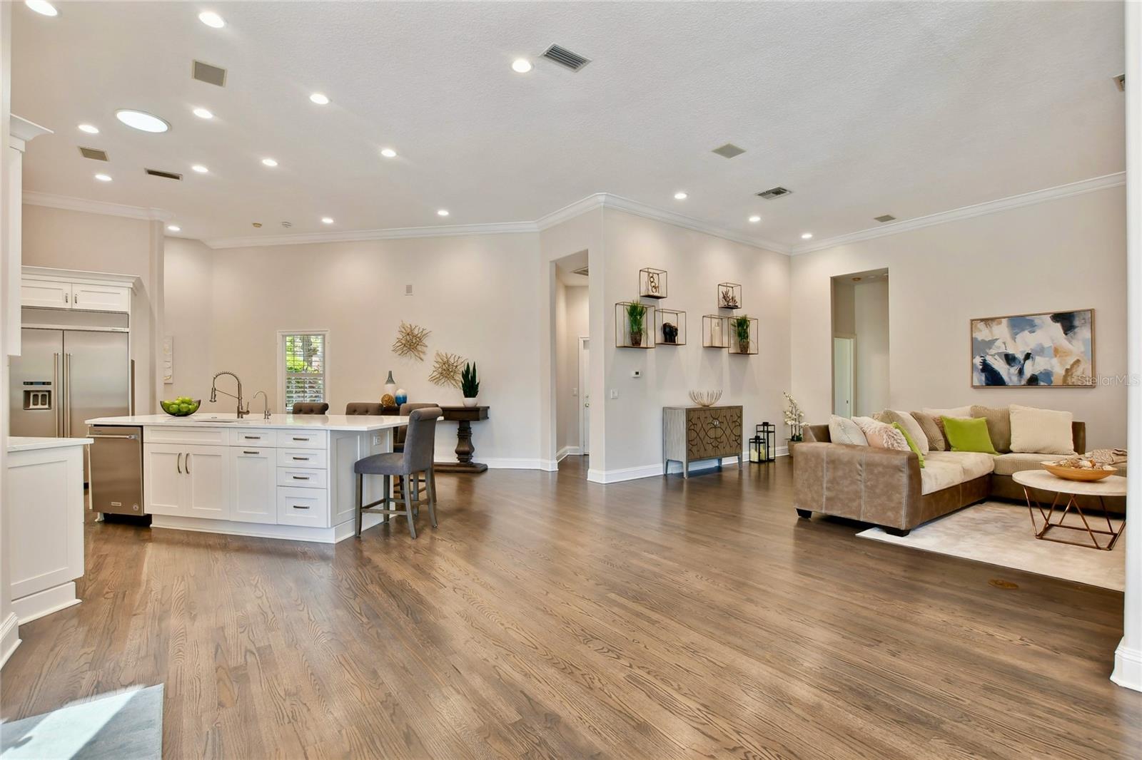 AVILA UNIT 4 - Residential