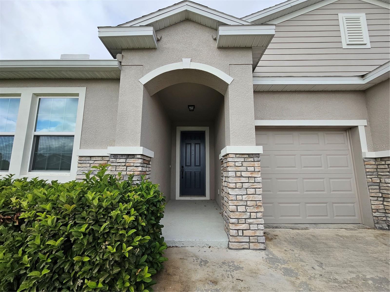 5718 SW 50TH COURT