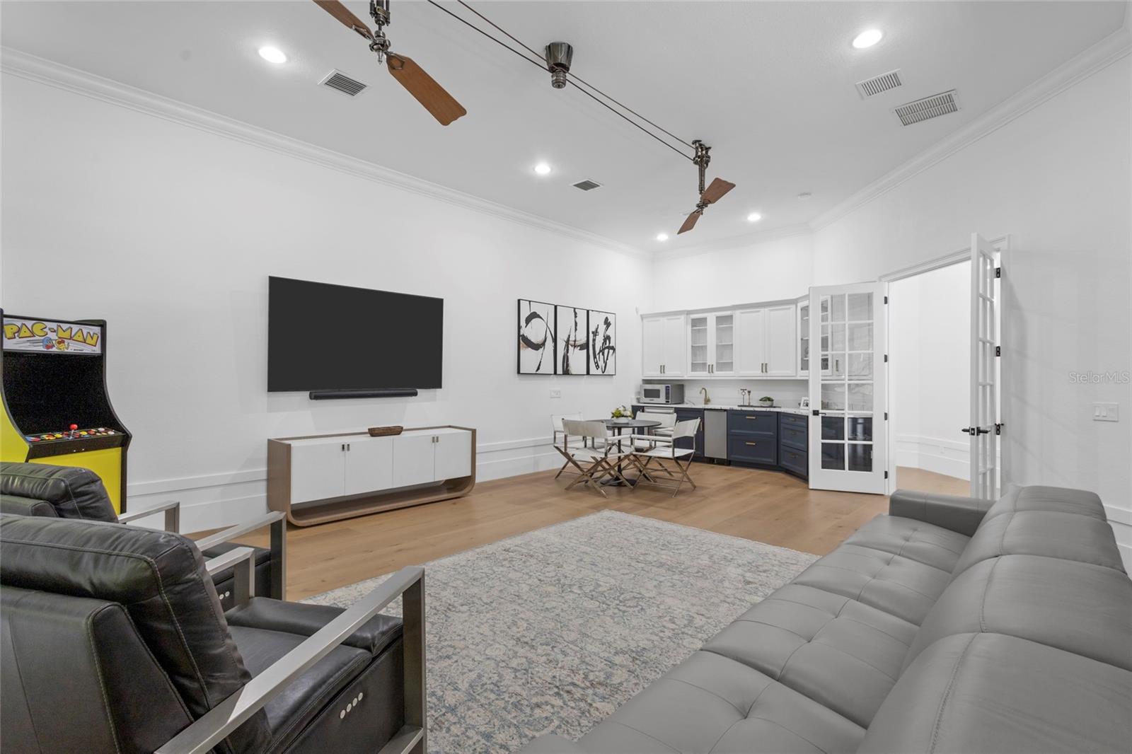 KEENES POINTE 46/104 - Residential