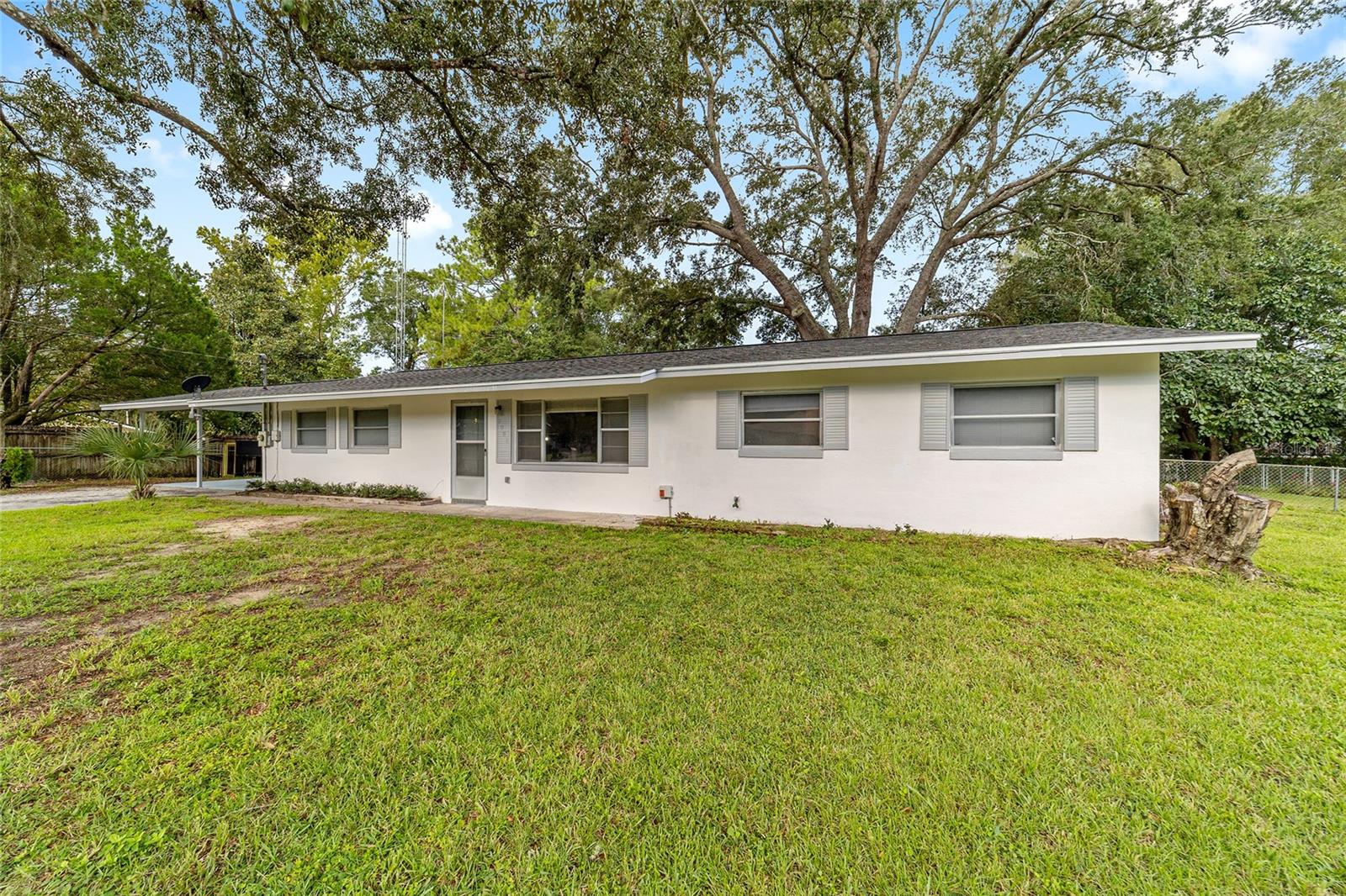Move-In Ready 4 Bedroom, 2 Bath Home with Brand-New Roof! ?
This updated home has everything you’ve been looking for! Featuring a brand-new roof, newer tile floors, and plenty of space inside and out, it’s the perfect place to call home.
?? 4 spacious bedrooms & 2 full baths
?? Large fenced backyard plus an additional fenced area—ideal for a garden or pets
?? No flood insurance required – high and dry in an X flood zone
?? Quiet dead-end street for peace and privacy
?? Covered carport + roomy under-roof back porch with endless possibilities
?? Well-built backyard shed with electricity
This home offers plenty of updates and tons of potential, all at a price that won’t last long. Don’t miss your chance—schedule your showing today before it’s gone!