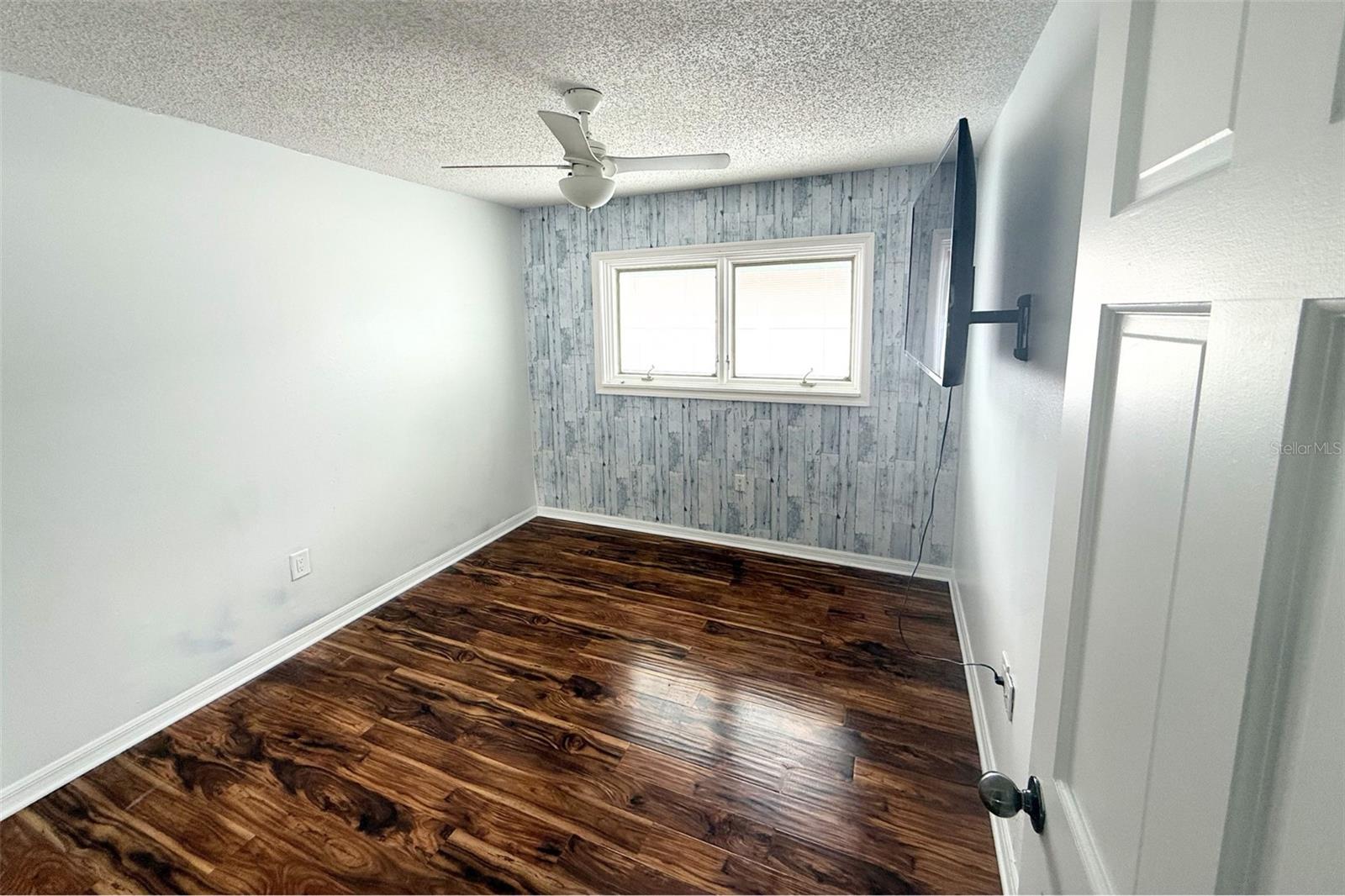 PINEBROOK ESTATES - Residential