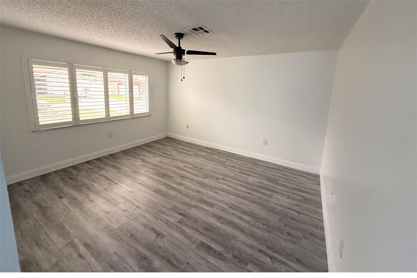 PINEBROOK ESTATES - Residential