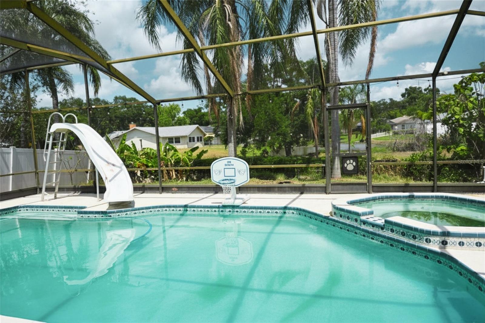 PINEBROOK ESTATES - Residential
