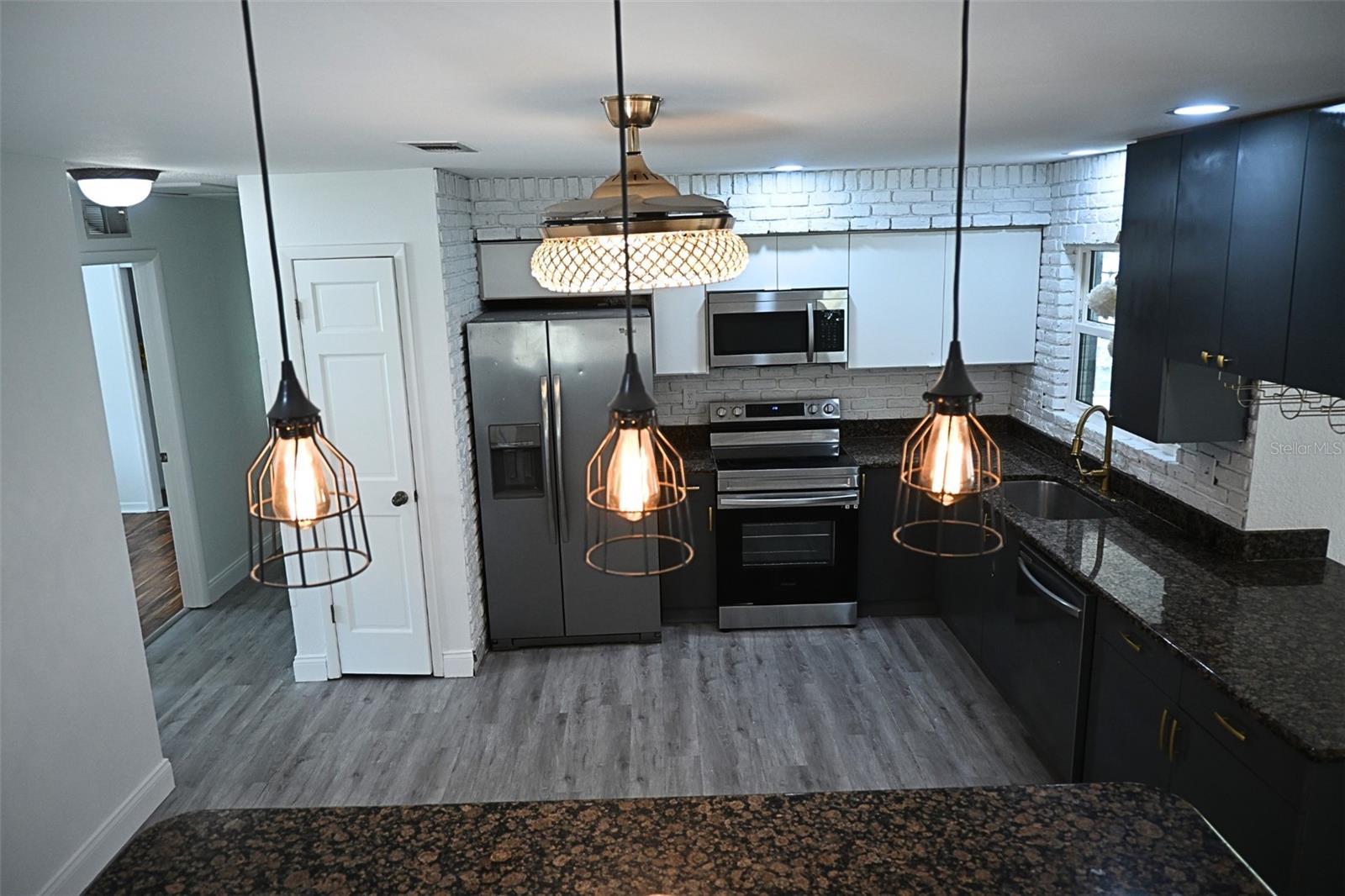 PINEBROOK ESTATES - Residential