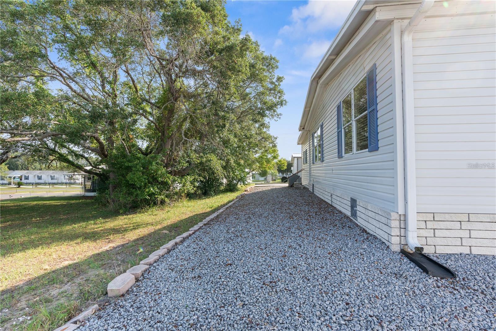 BROOKRIDGE COMM - Residential