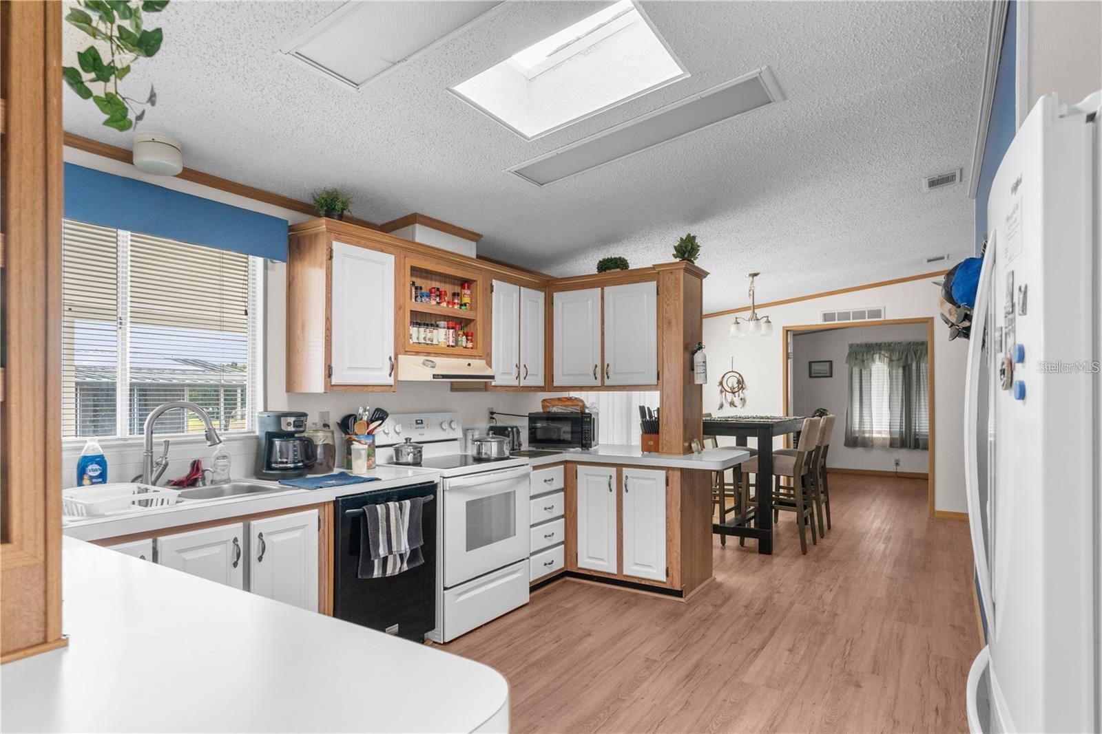 BROOKRIDGE COMM - Residential