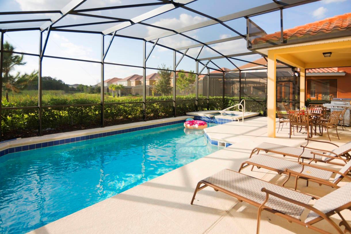 4405 ACORN COURT