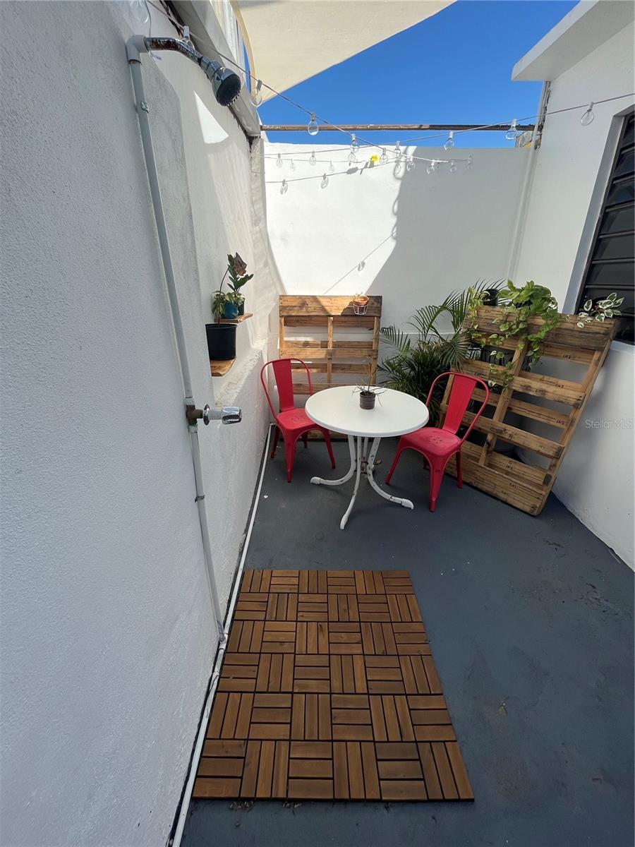 VILLA PALMERAS - Residential Lease