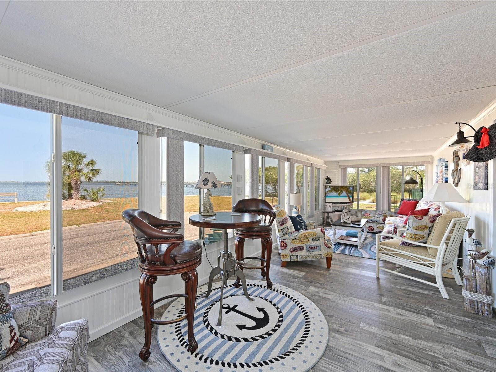 PALMA SOLA SHORES - Residential