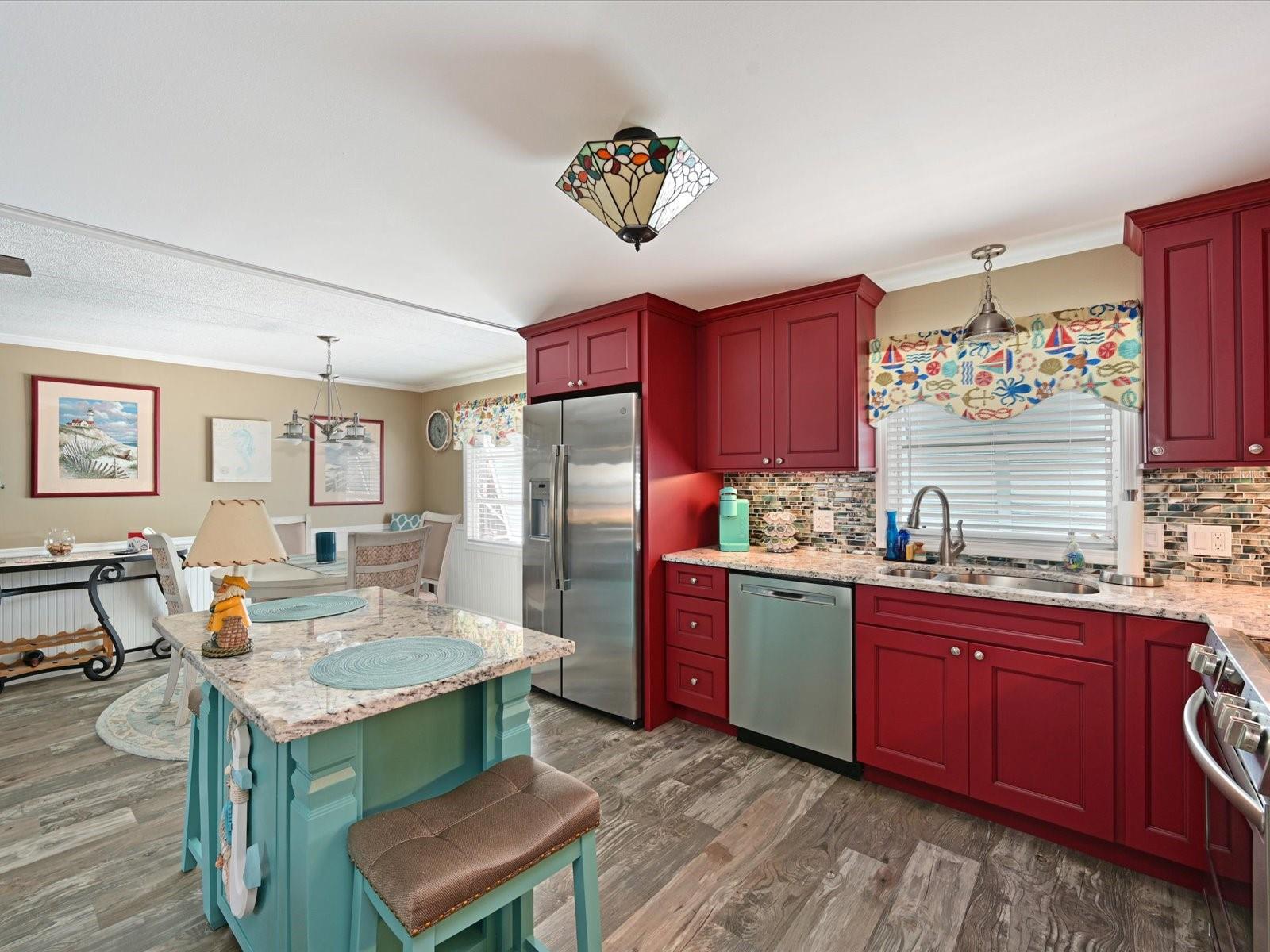 PALMA SOLA SHORES - Residential