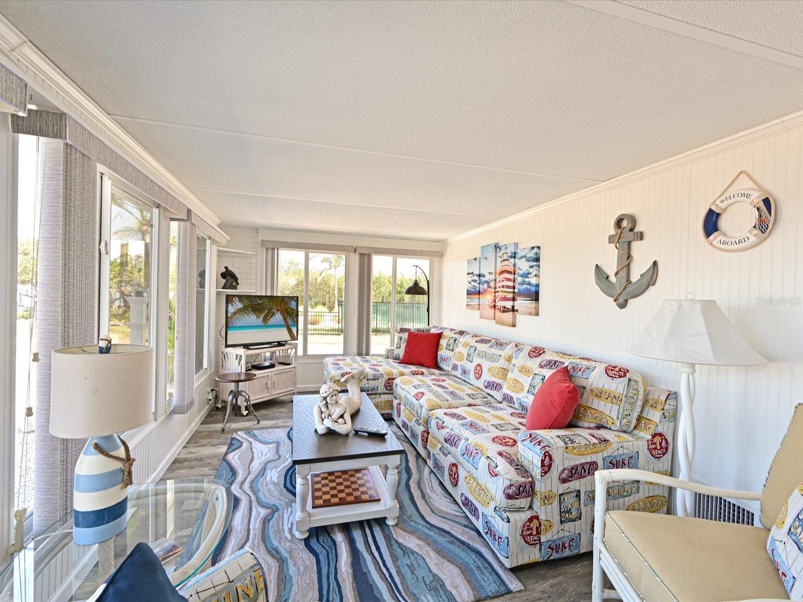 PALMA SOLA SHORES - Residential