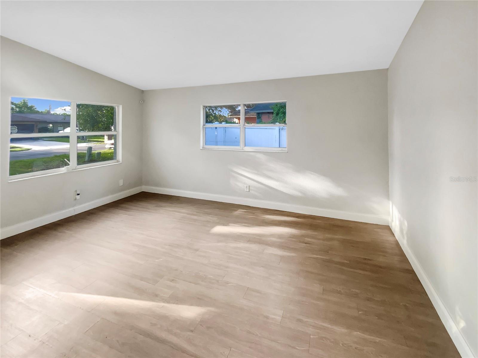 1736 TAYLOR LAKE PLACE