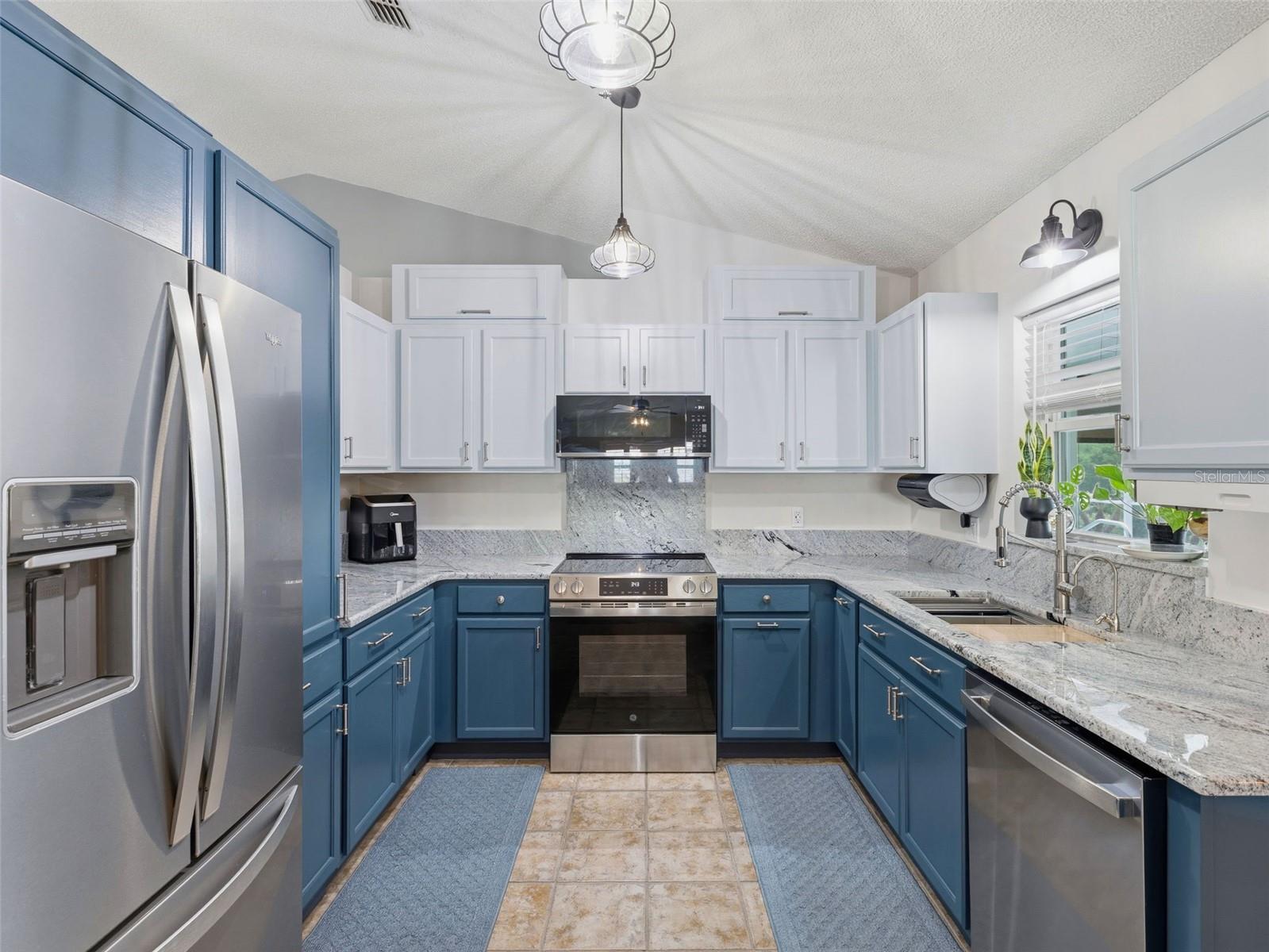 SPRING HILL - Residential