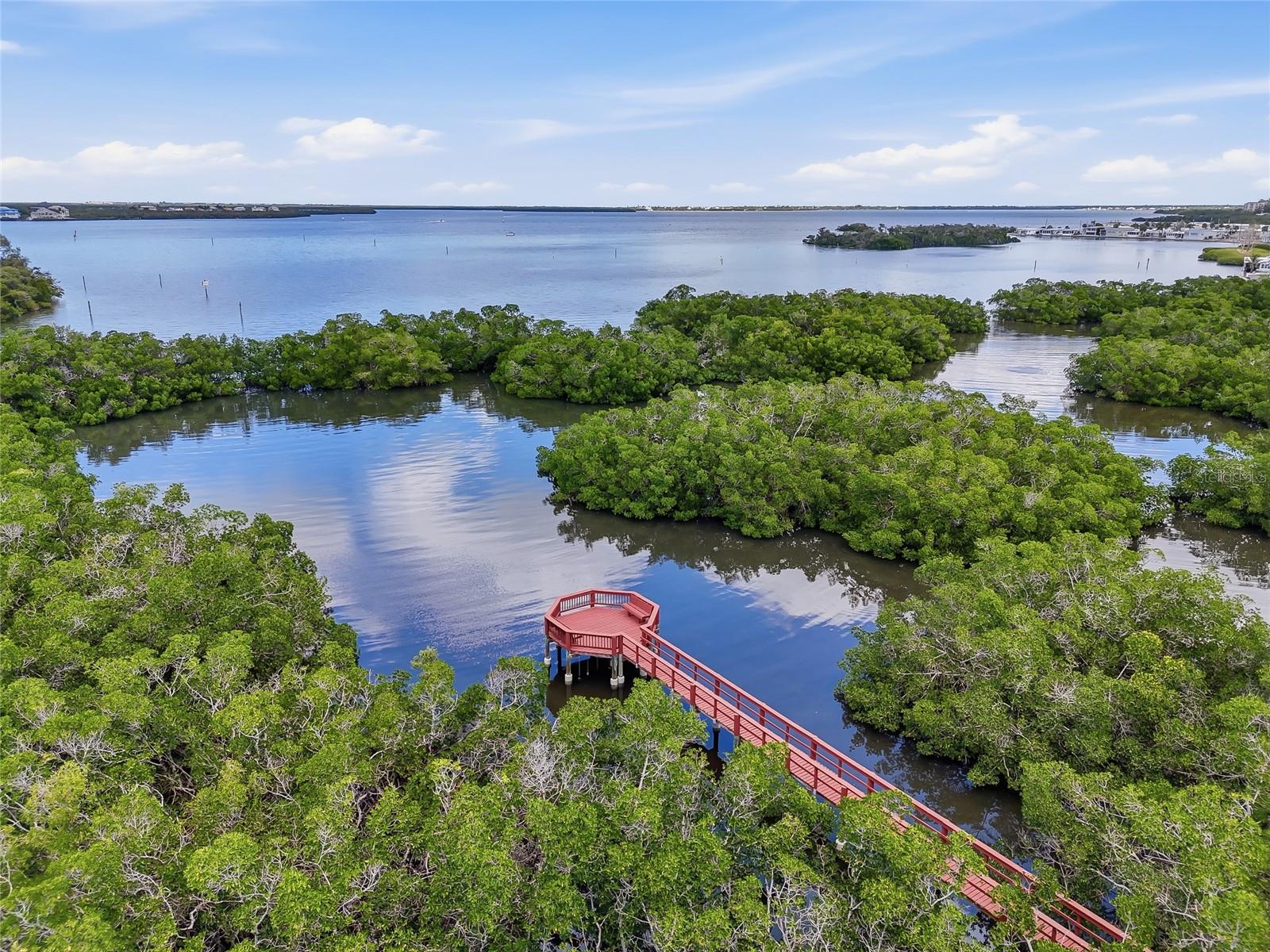 RIVERBAY TWNHMS PH ONE - Residential