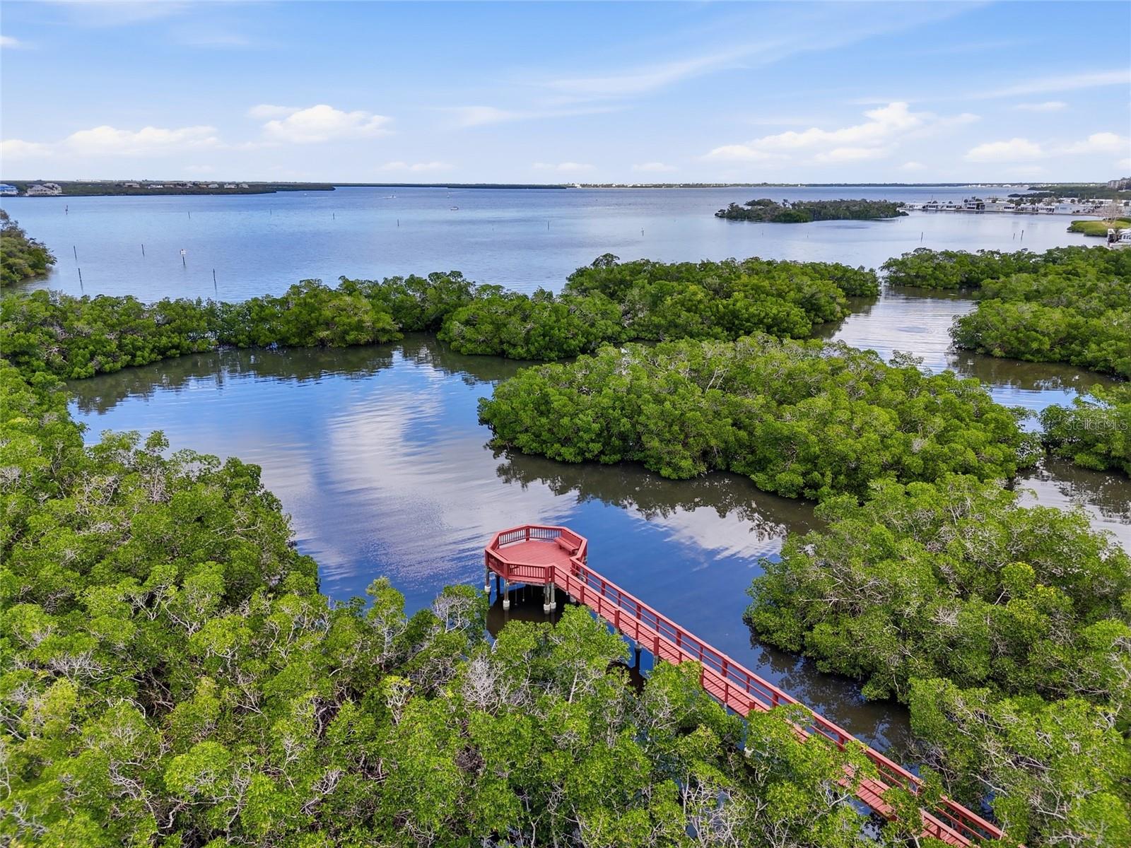 RIVERBAY TWNHMS PH ONE - Residential