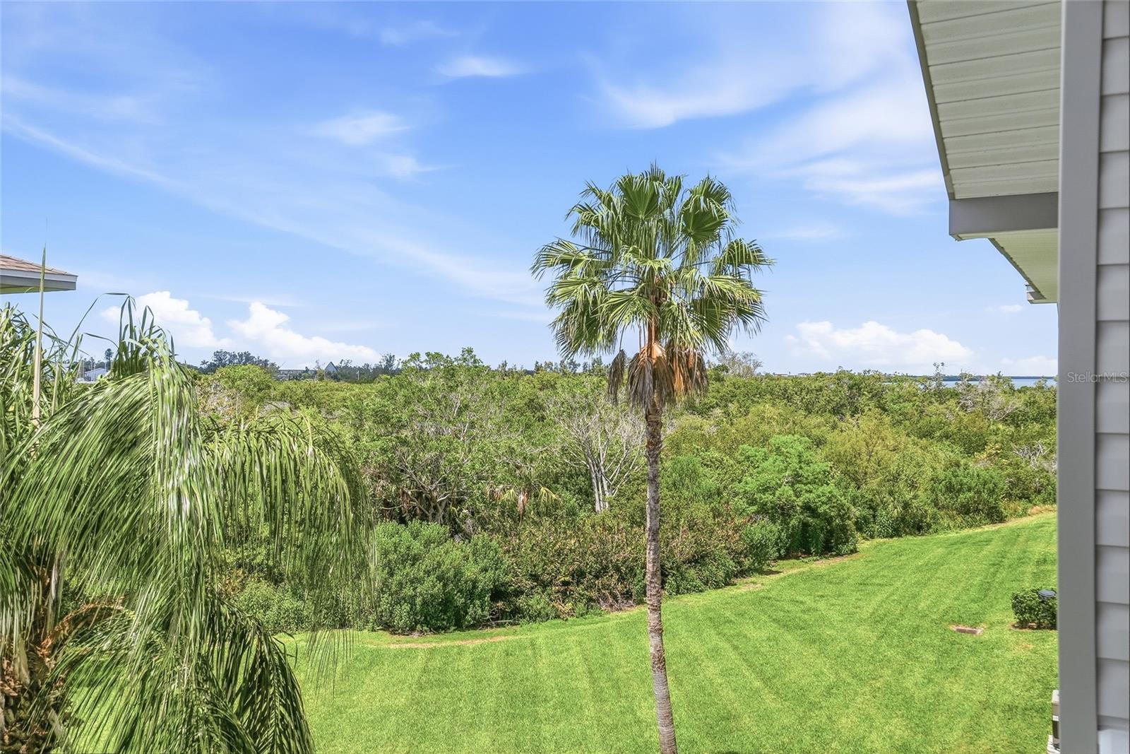 RIVERBAY TWNHMS PH ONE - Residential