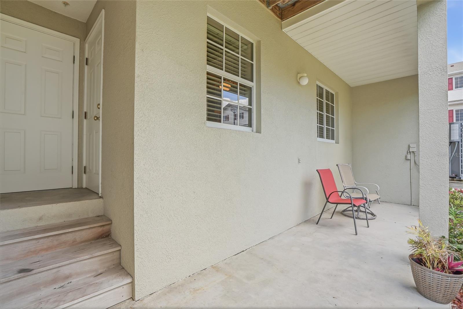 RIVERBAY TWNHMS PH ONE - Residential