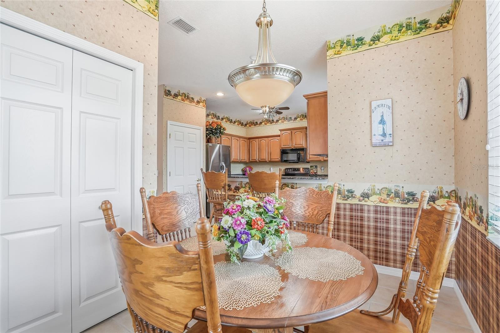 RIVERBAY TWNHMS PH ONE - Residential