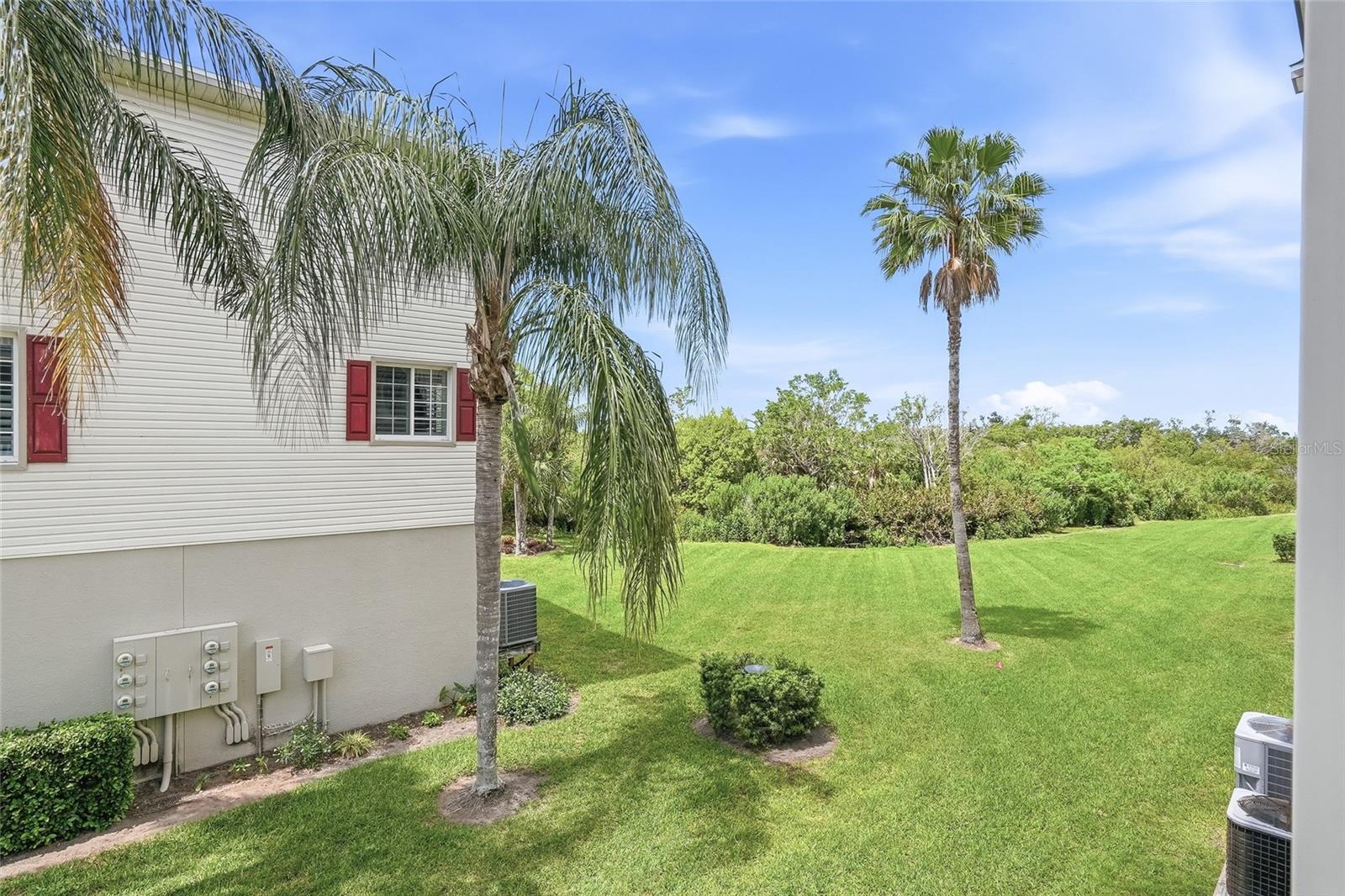 RIVERBAY TWNHMS PH ONE - Residential