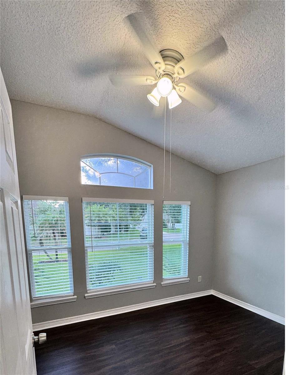COACHMAN LAKES - Residential