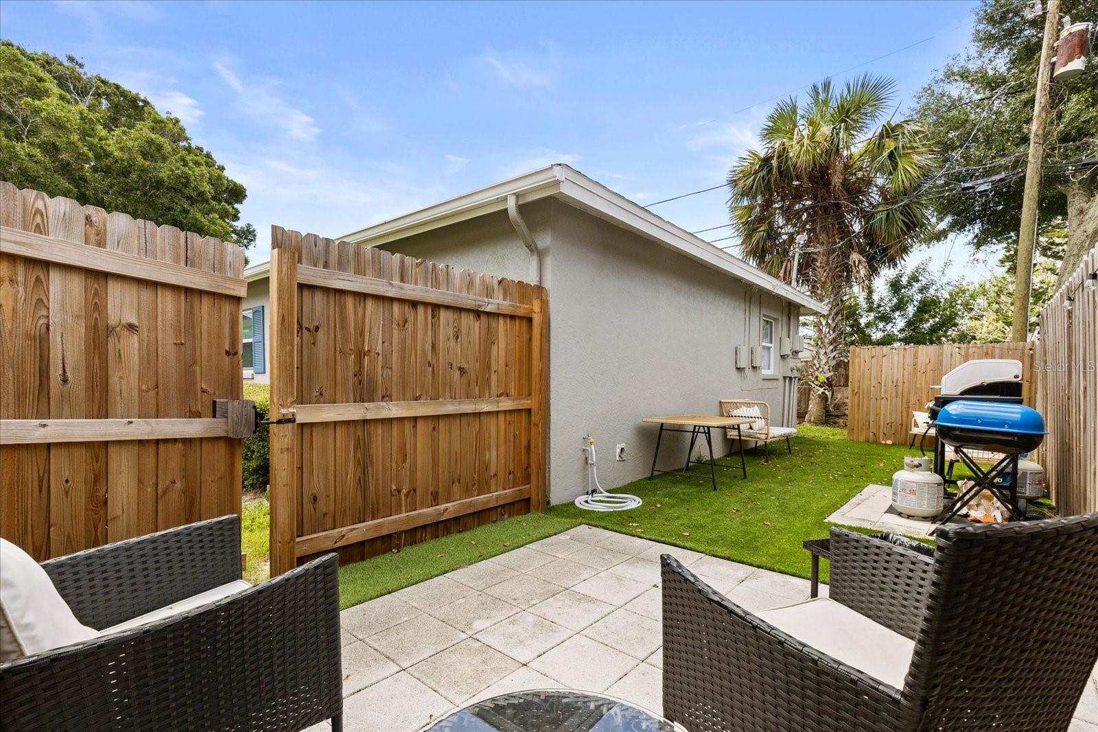 CARLTON TERRACE 1ST ADD - Residential Income