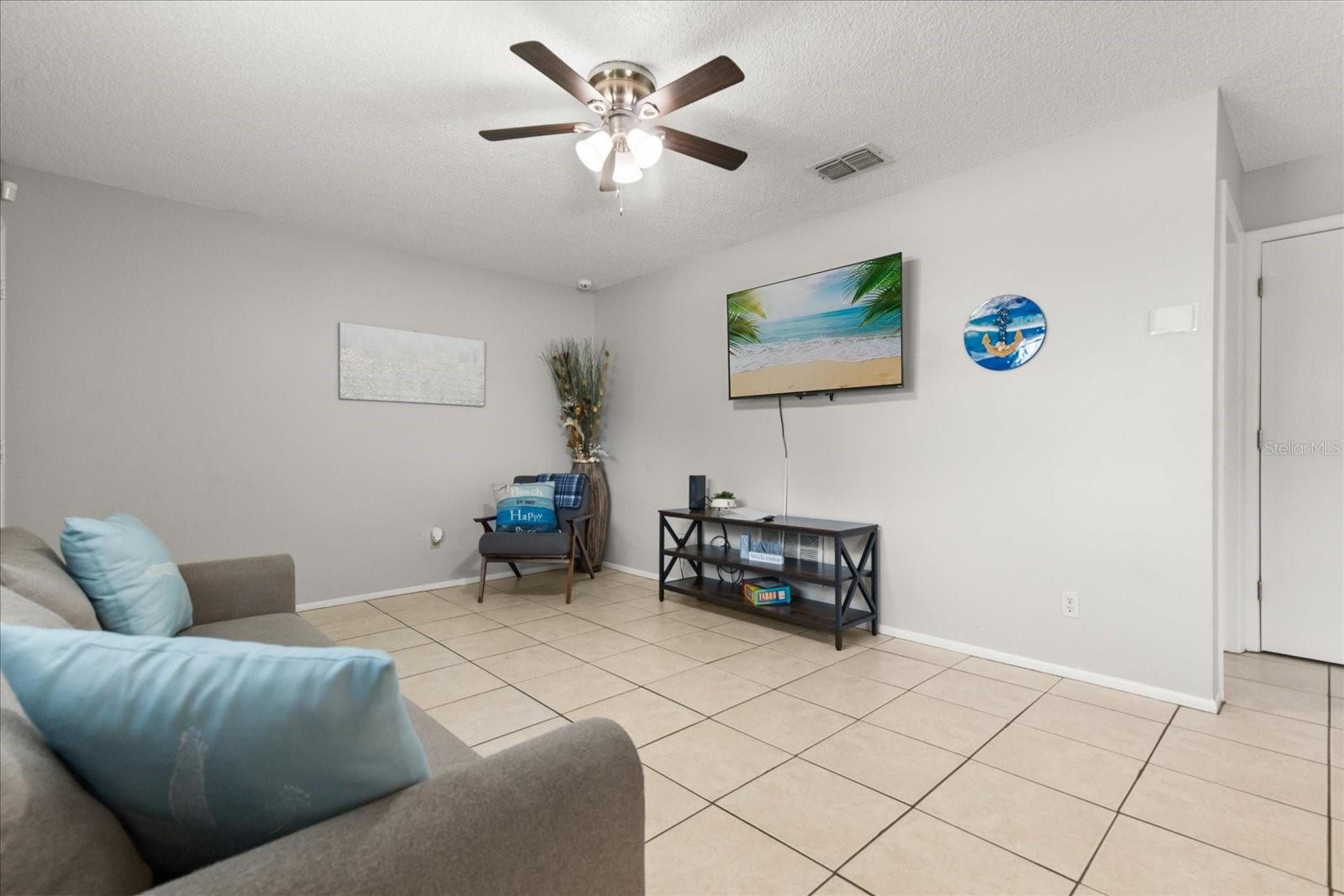 CARLTON TERRACE 1ST ADD - Residential Income