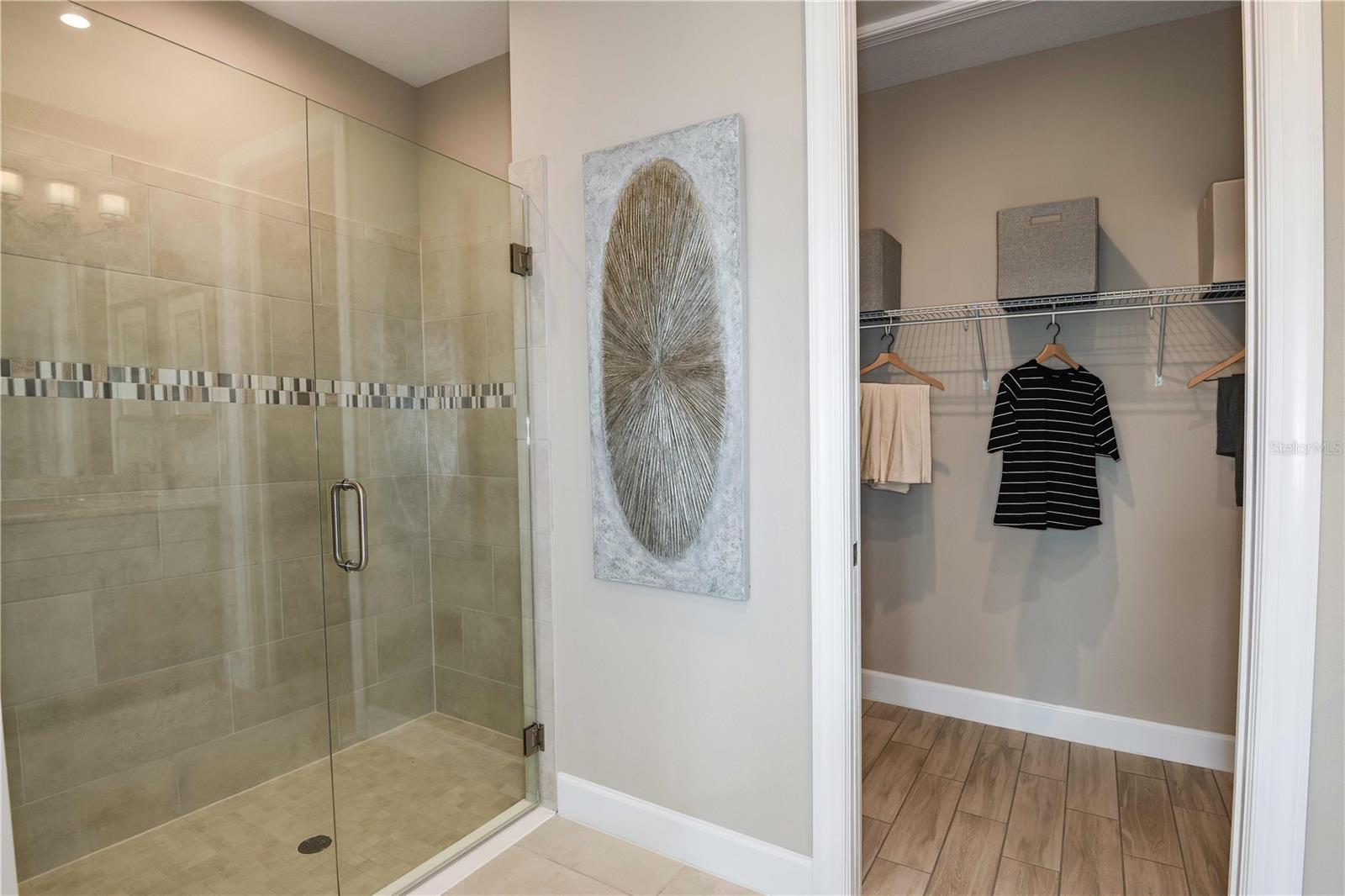 AZARIO ESPLANADE - Residential