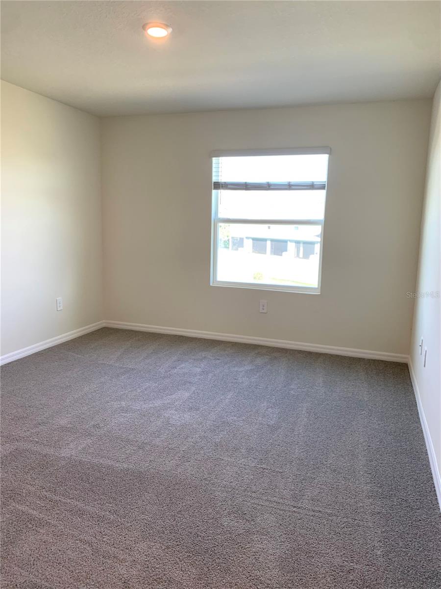 PROMENADE EAST - Residential Lease