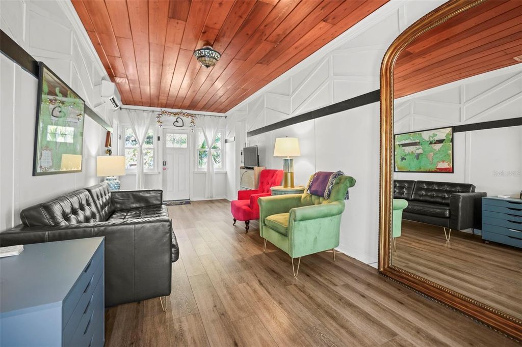 Photo of 148 Highland Avenue, Dunedin, FL 34698 (MLS # TB8471426)