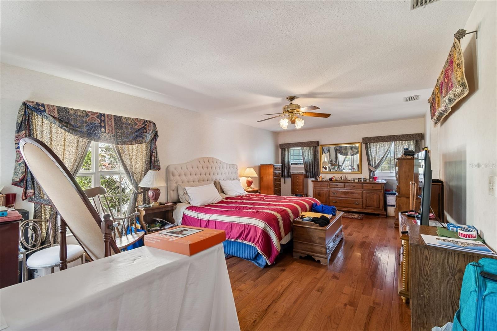 BAYSHORE ESTATES 4 - Residential