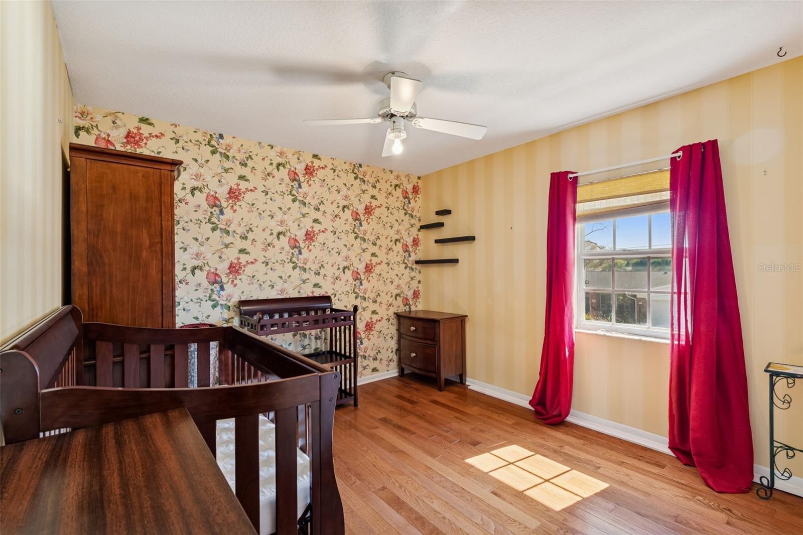 BAYSHORE ESTATES 4 - Residential