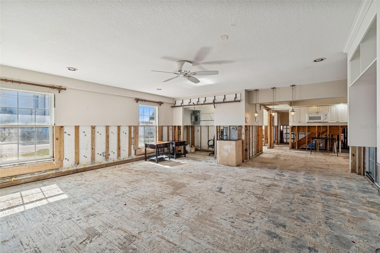 BAYSHORE ESTATES 4 - Residential