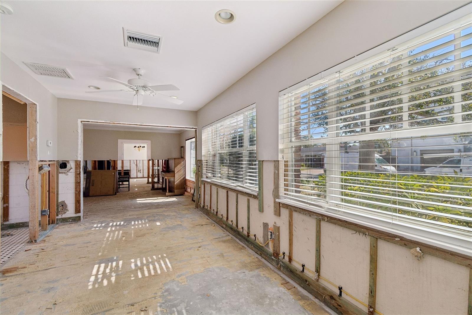 BAYSHORE ESTATES 4 - Residential