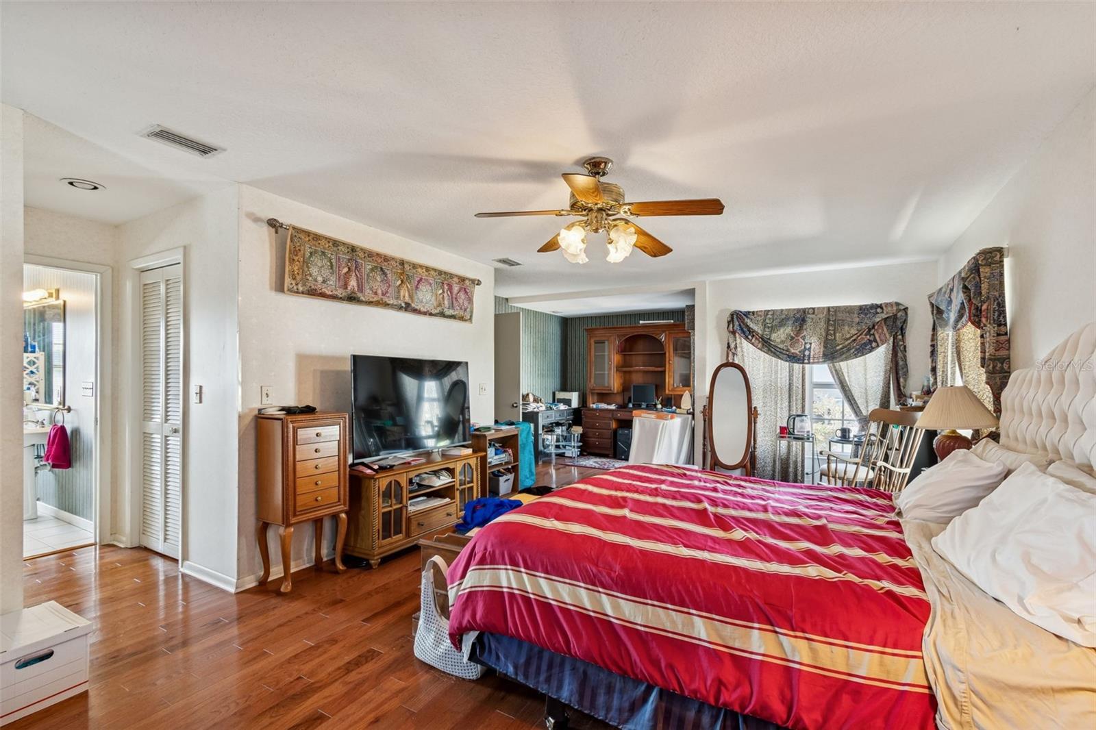 BAYSHORE ESTATES 4 - Residential