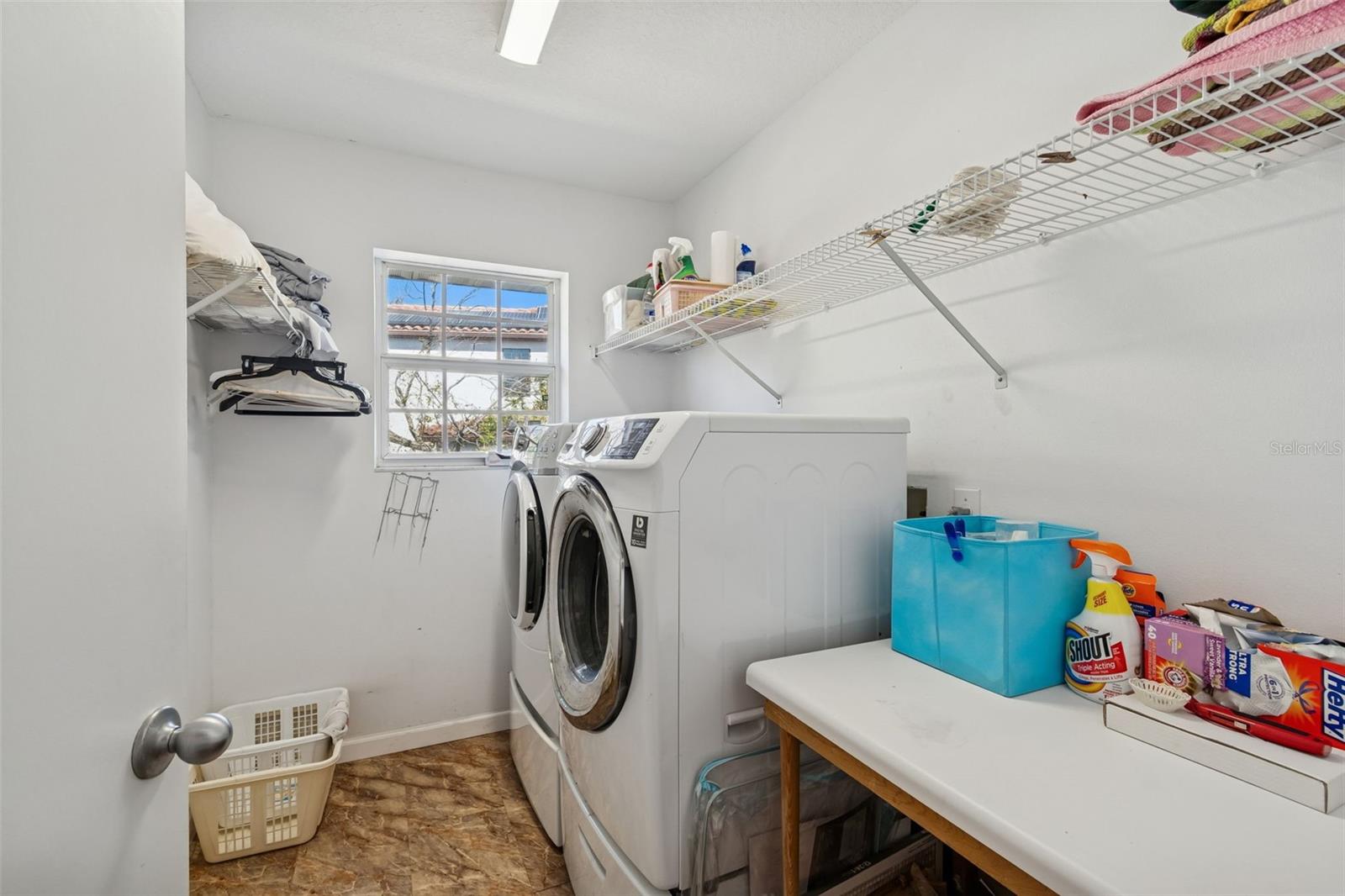 BAYSHORE ESTATES 4 - Residential