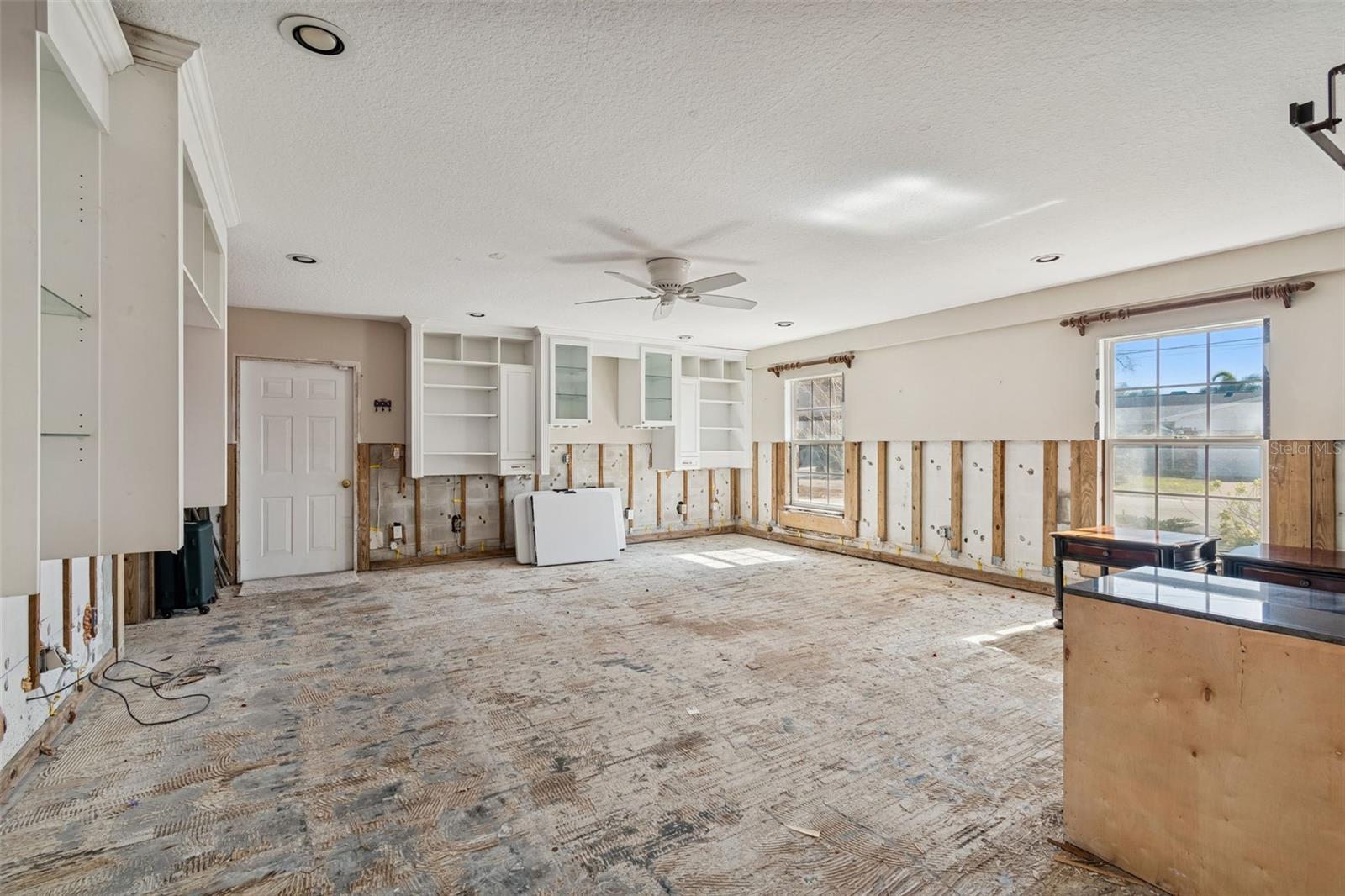 BAYSHORE ESTATES 4 - Residential