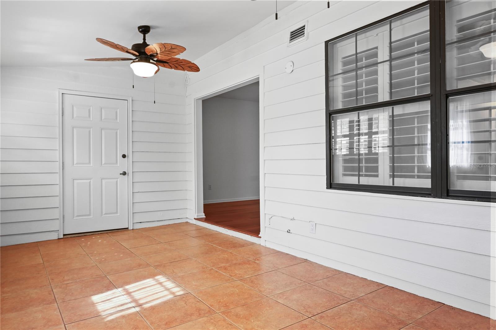 SETTLERS PTE SEC C & D - Residential Lease