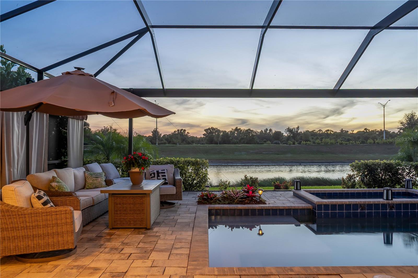 SARASOTA NATIONAL PH 9-B - Residential