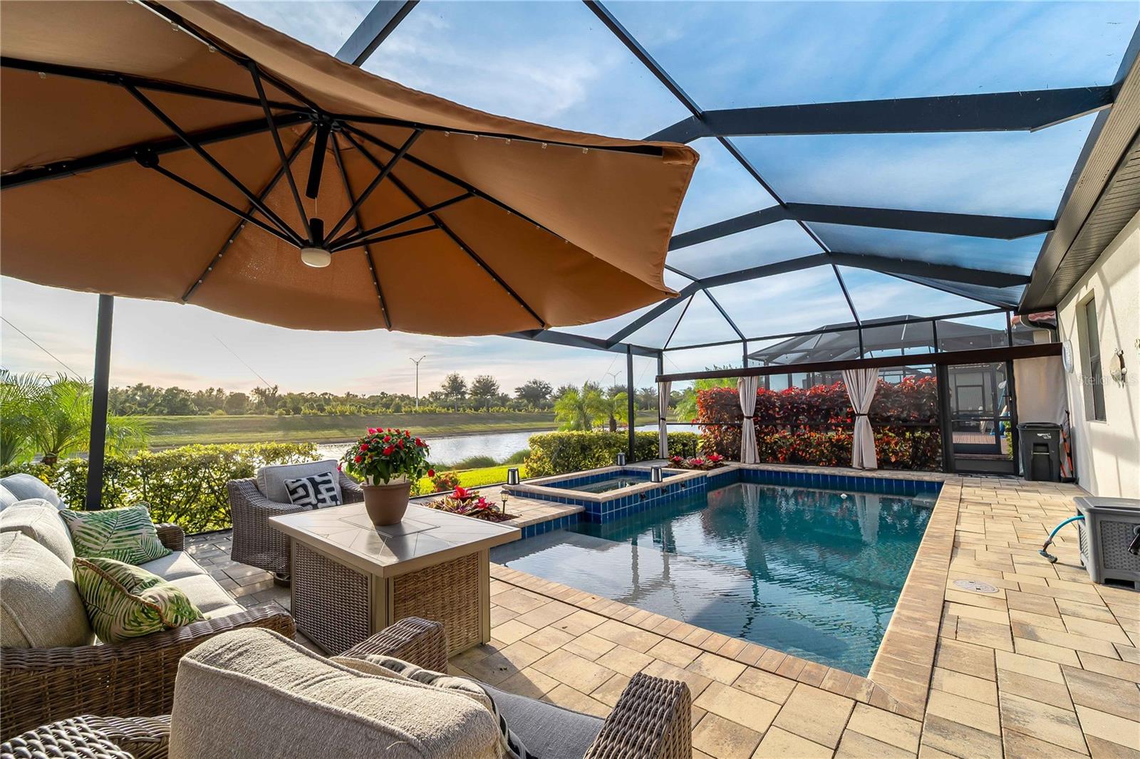 SARASOTA NATIONAL PH 9-B - Residential