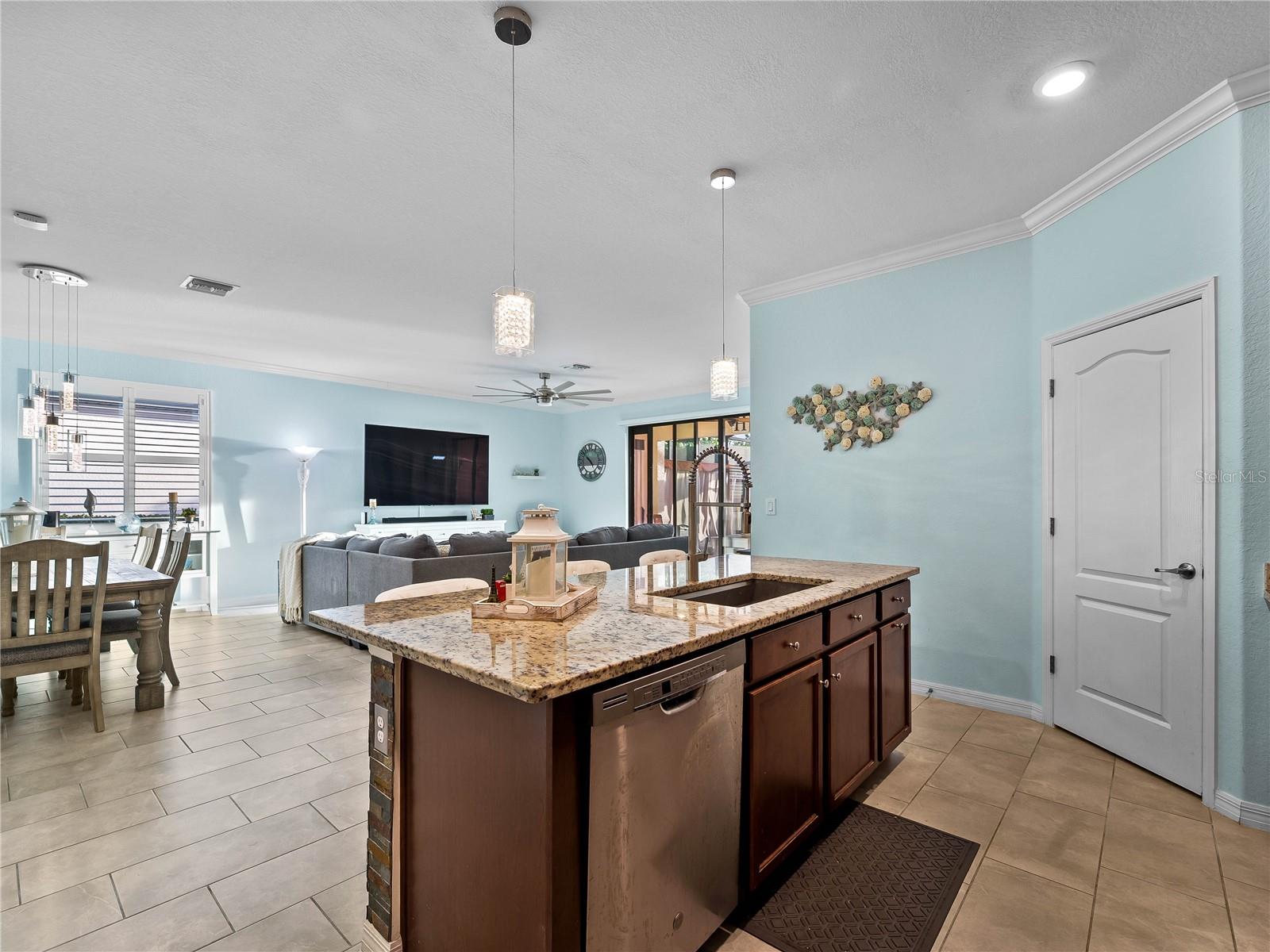 SARASOTA NATIONAL PH 9-B - Residential