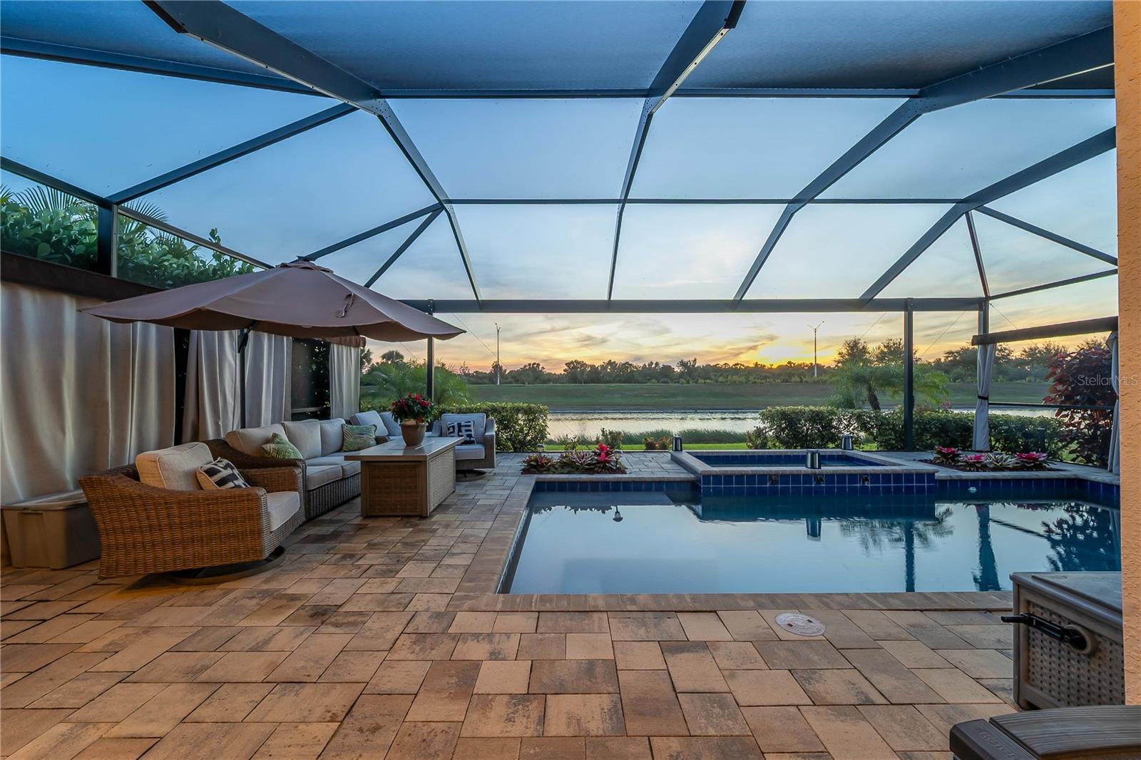 SARASOTA NATIONAL PH 9-B - Residential