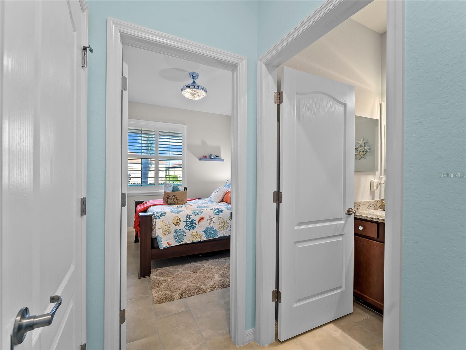 SARASOTA NATIONAL PH 9-B - Residential