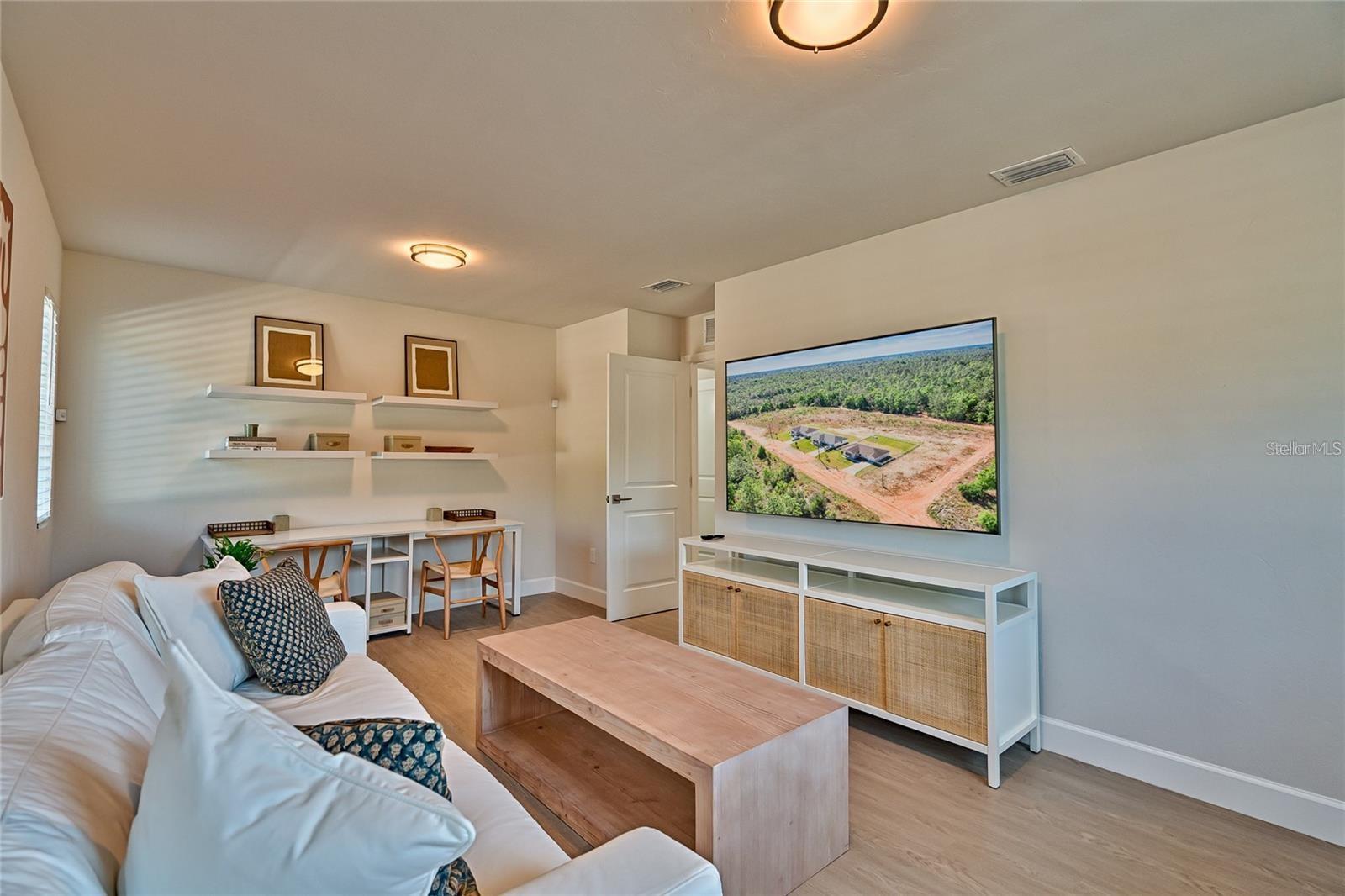 WEST LAKE FOREST - Residential