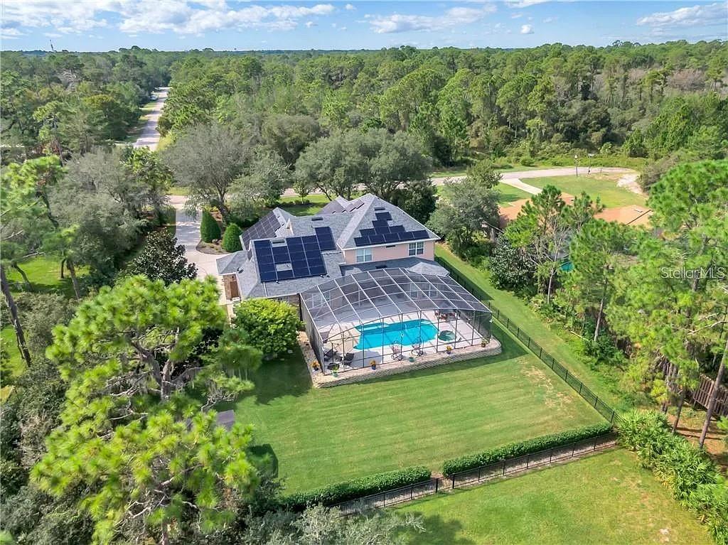 NEW ENGLAND VILLAGE - Residential