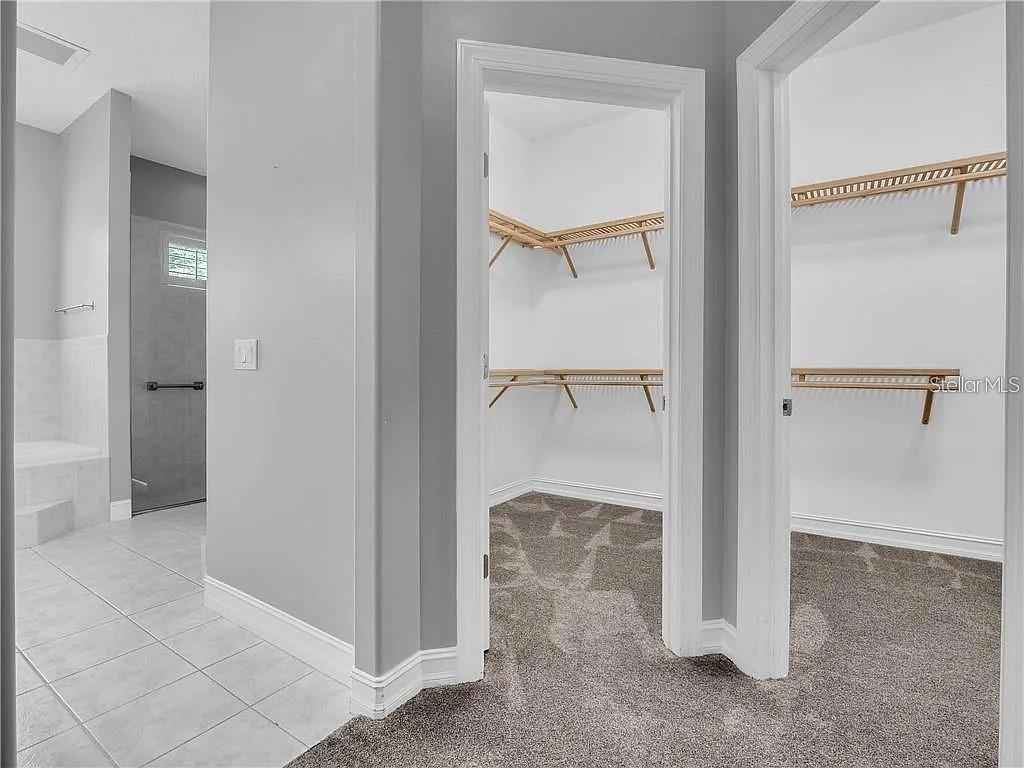 NEW ENGLAND VILLAGE - Residential